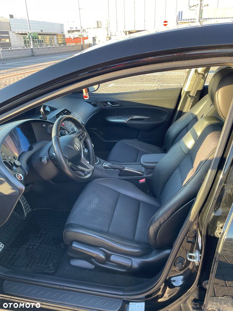 Honda Civic 1.8 GT Special Edition - 25