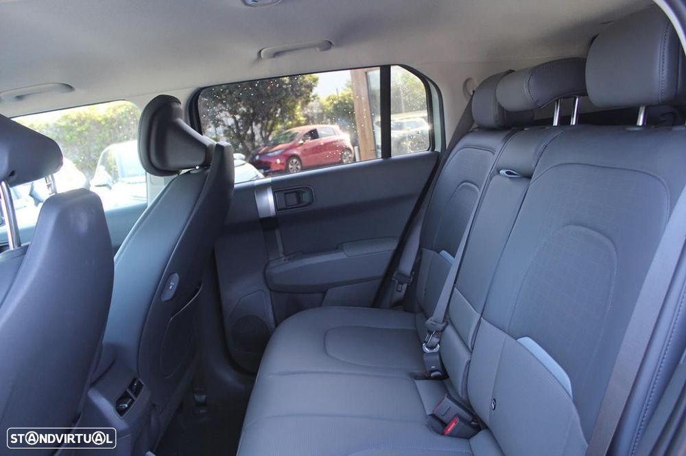 Kia EV3 81,4-kWh FWD Earth - 35