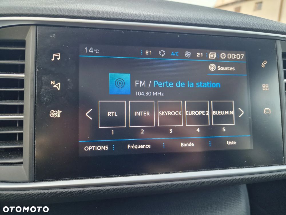 Peugeot 308 PureTech 130 GPF EAT8 Stop & Start Allure Business-Paket - 32