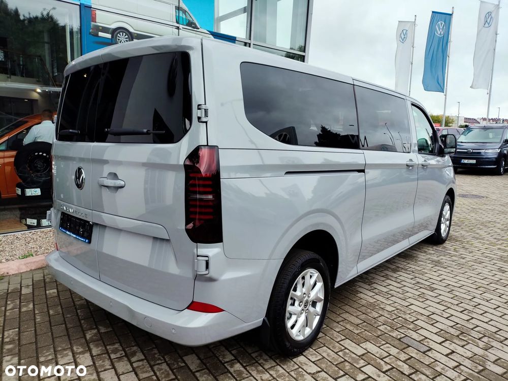 Volkswagen Caravelle - 16