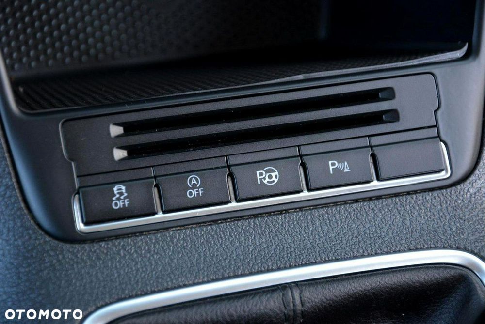 Volkswagen Tiguan 2.0 TDI DPF BlueMotion Technology Cup Sport & Style - 32