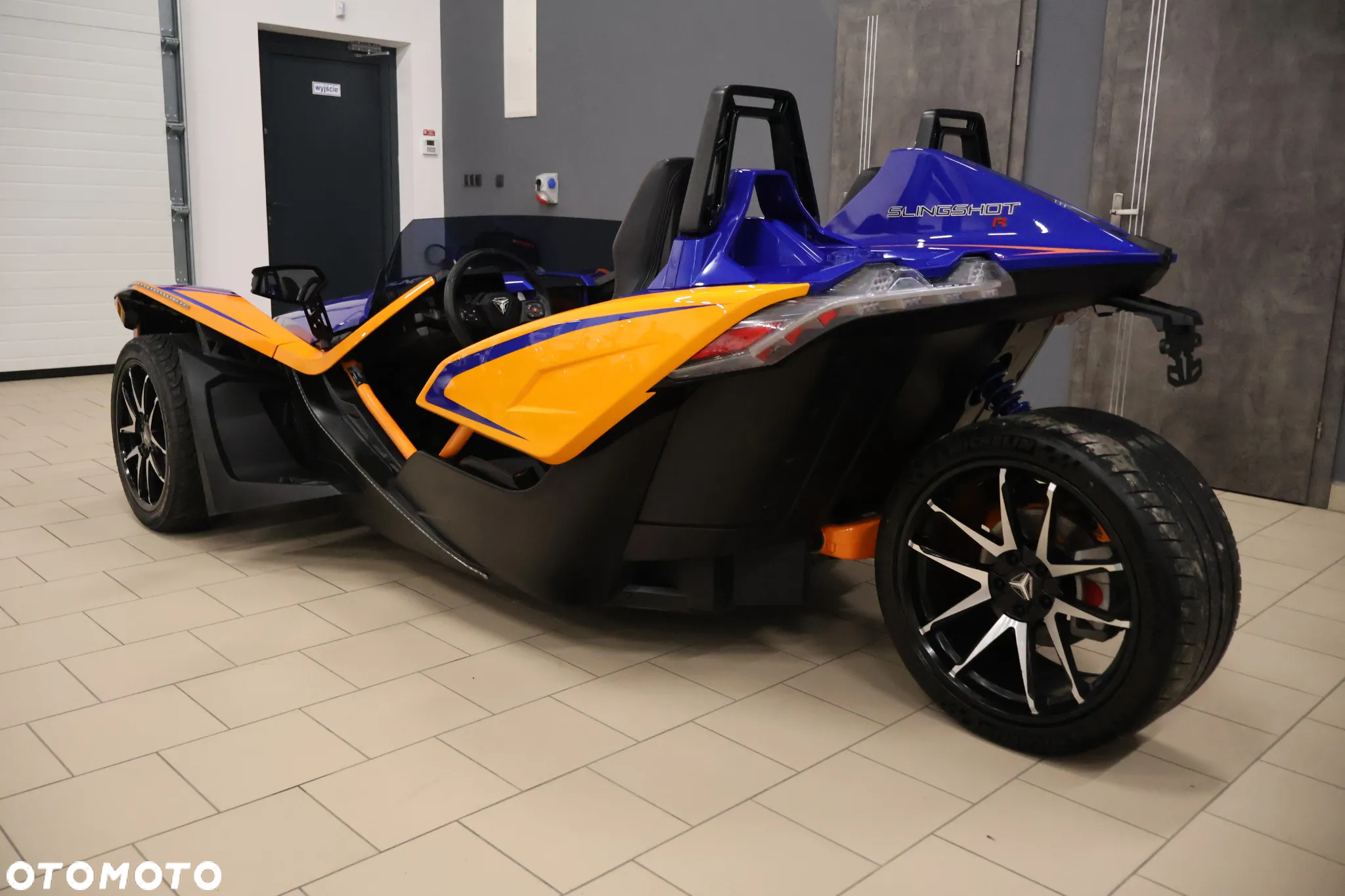 Polaris Inny - 3