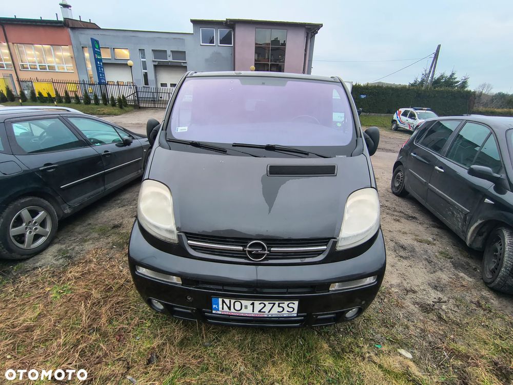 Opel Vivaro Tour - 20