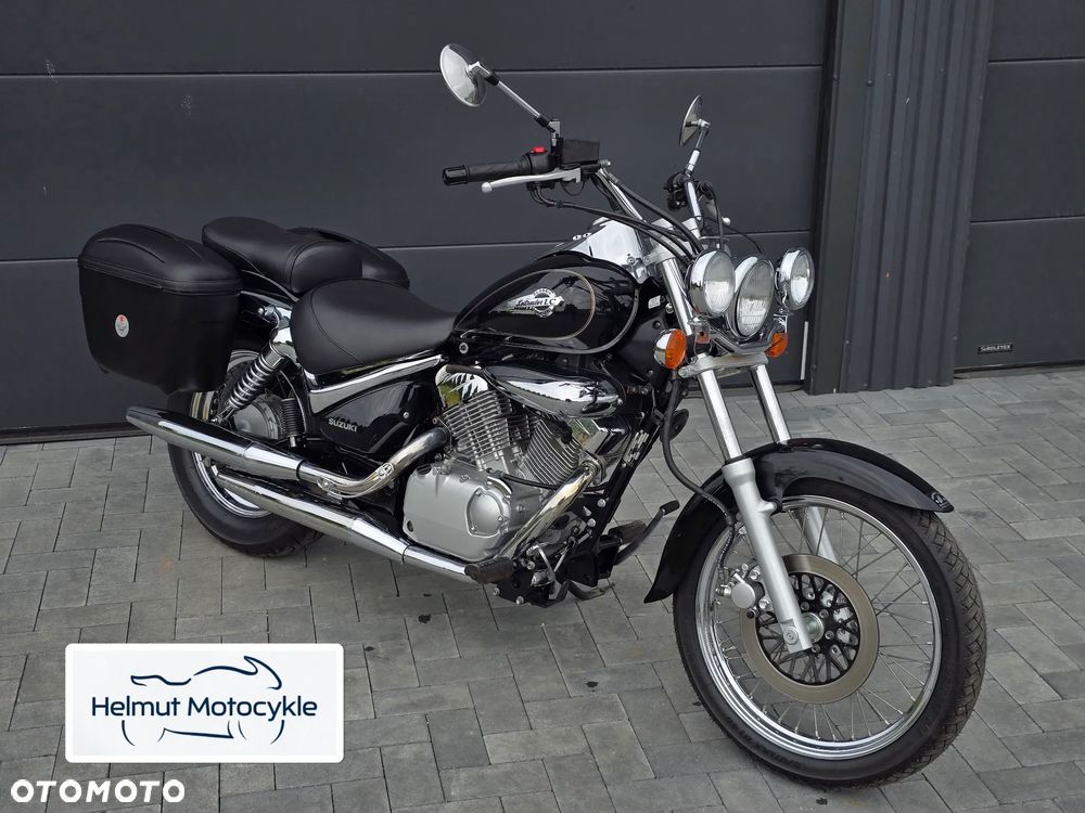 Suzuki Intruder - 2