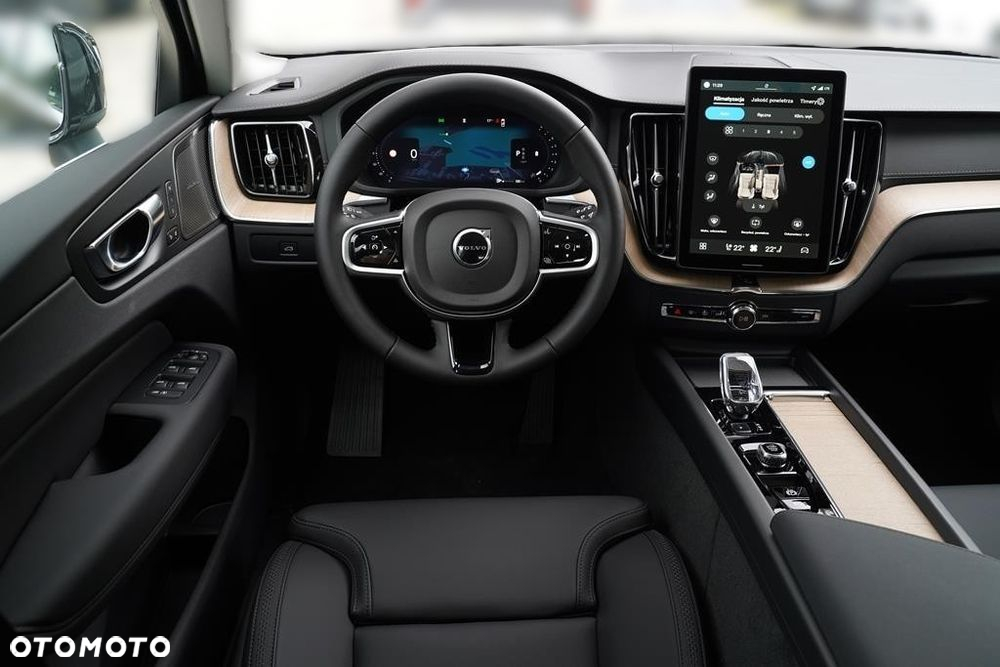 Volvo XC 60 B5 B AWD Ultra Dark - 13