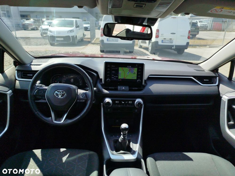 Toyota RAV4 - 12