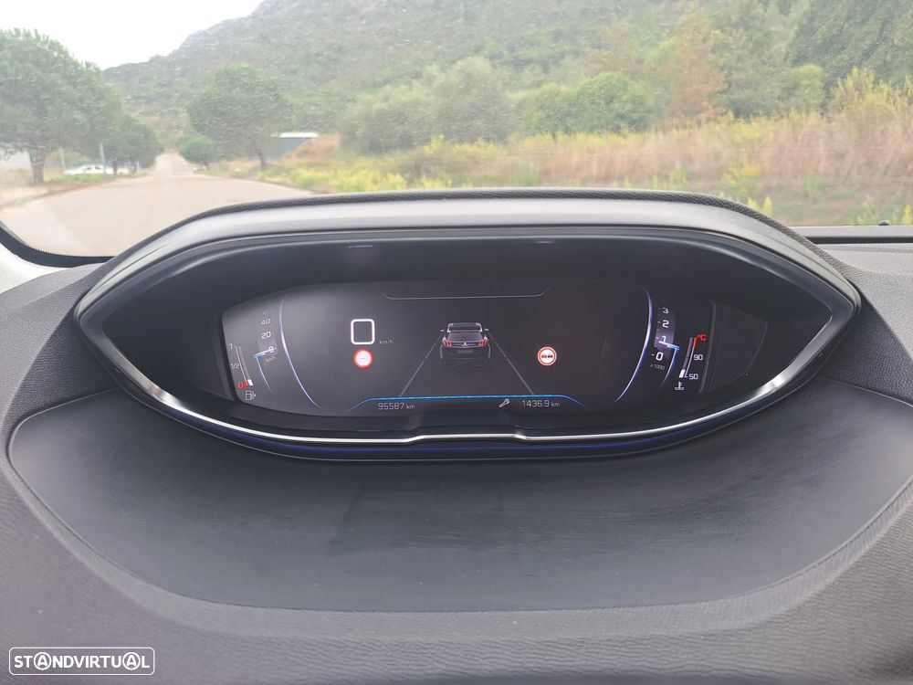 Peugeot 3008 1.5 BlueHDi Active Pack - 19