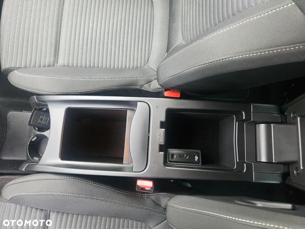 Renault Grand Scenic - 29