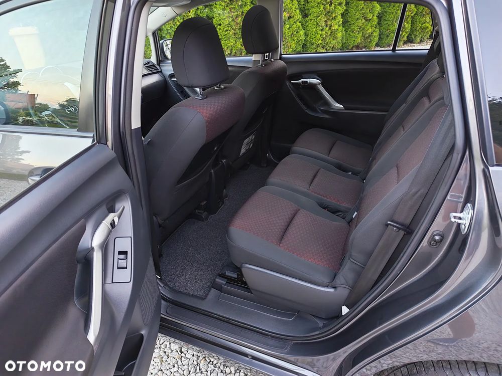 Toyota Verso 1.8 Sol plus - 16
