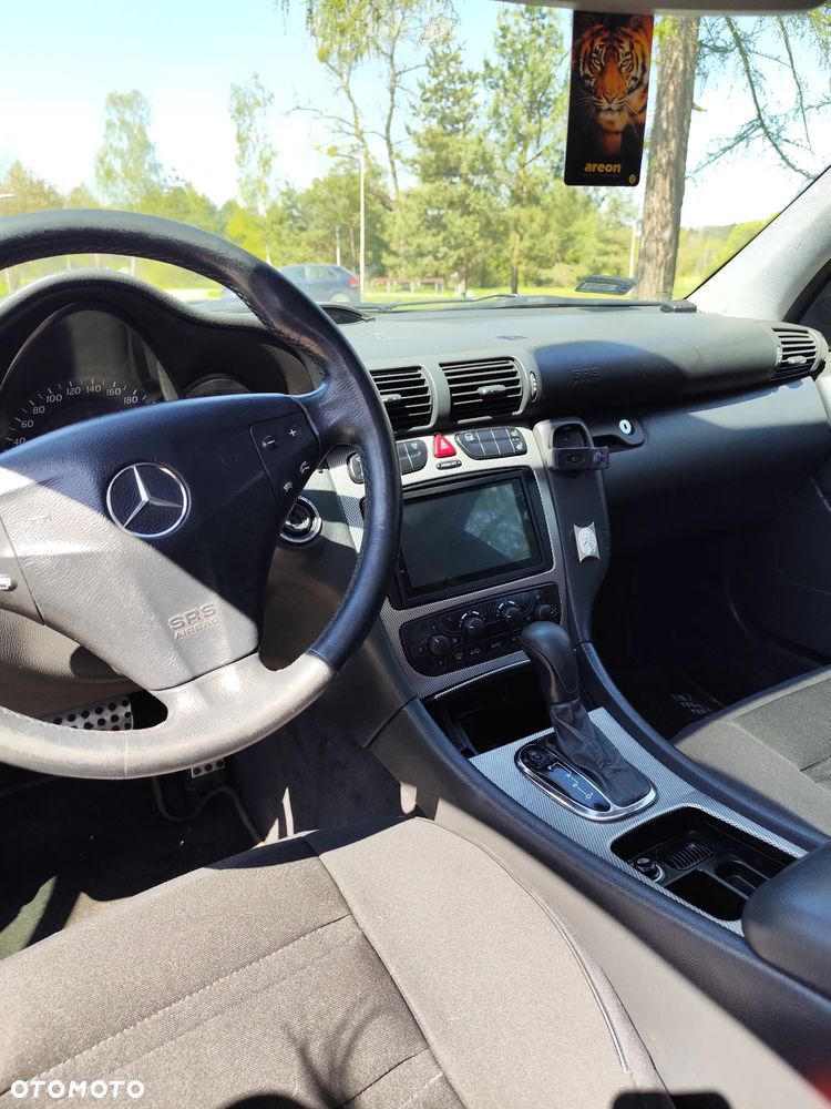 Mercedes-Benz Klasa C 200 Kompressor Automatik - 13