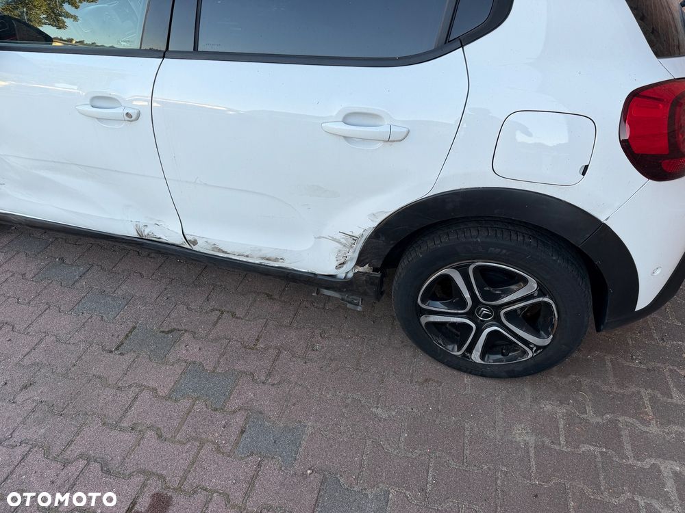 Citroën C3 Pure Tech (VTi) 82 Exclusive - 11
