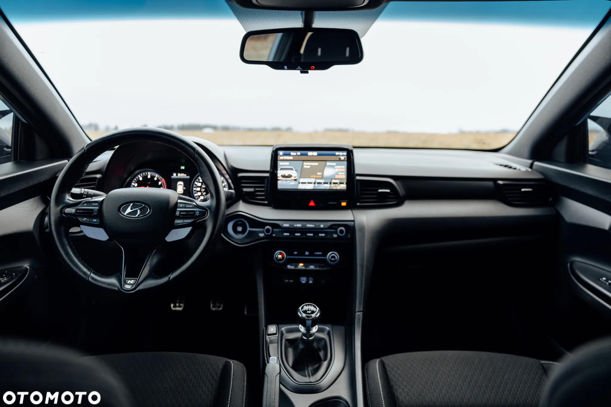 Hyundai Veloster - 15