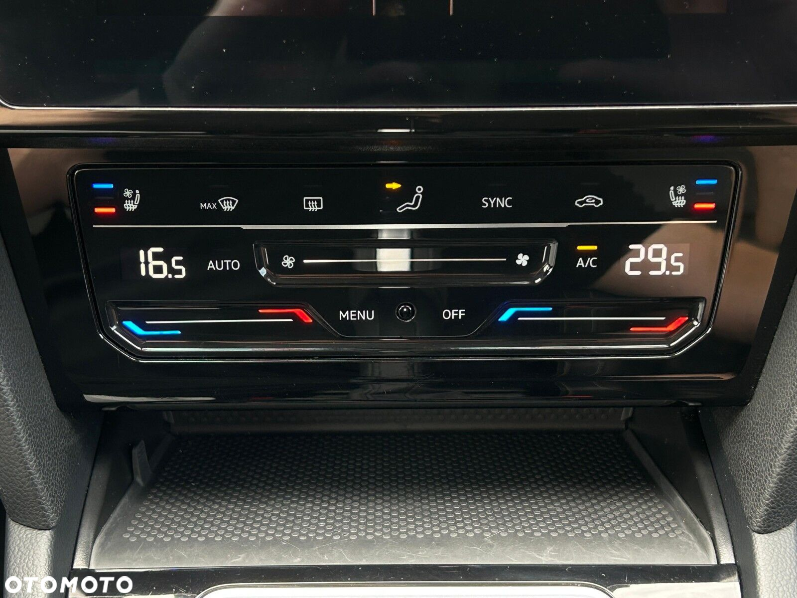 Volkswagen Passat 2.0 TDI EVO Elegance DSG - 26