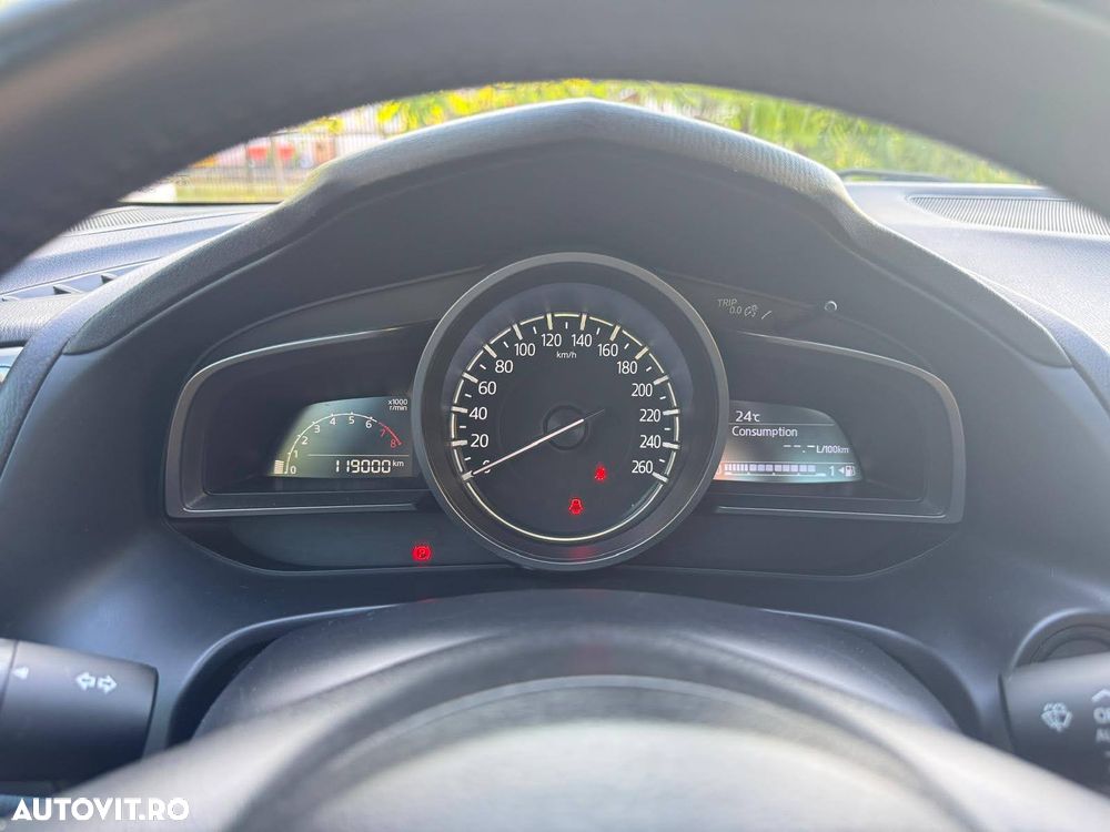Mazda 3 G120 Attraction - 20