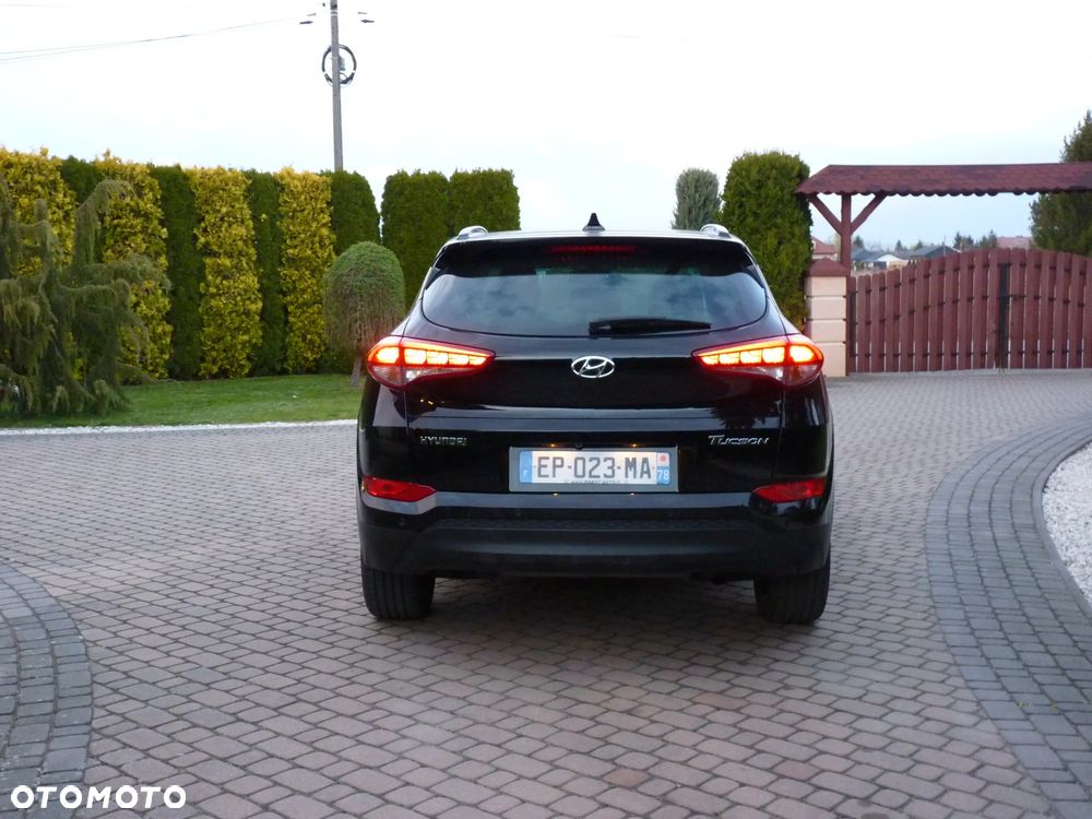 Hyundai Tucson blue 1.7 CRDi 2WD DCT Premium - 12