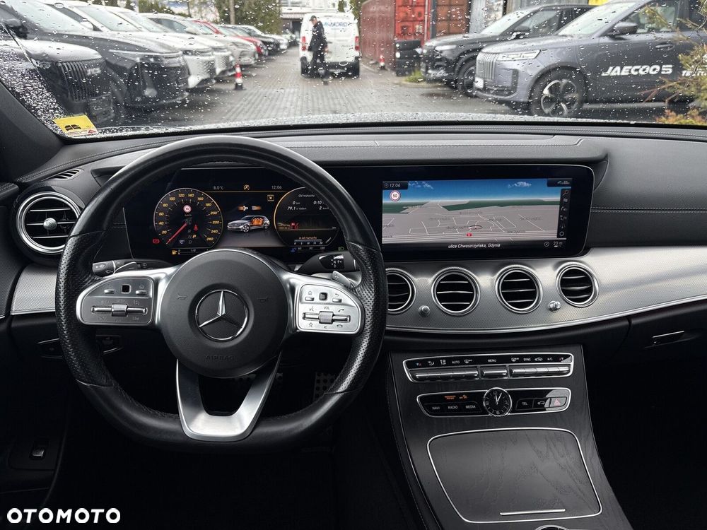Mercedes-Benz Klasa E - 12