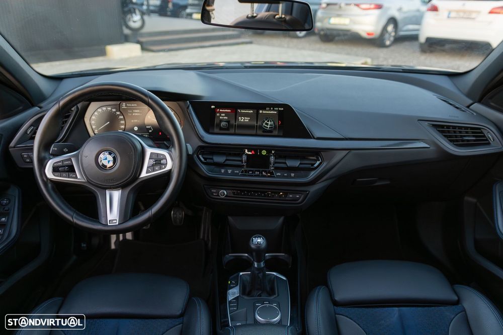 BMW 116 d Pack Desportivo M - 15