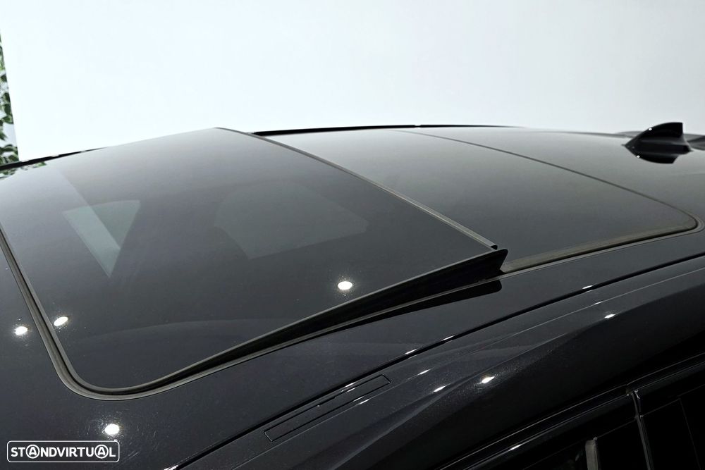 BMW M135i xDrive - 33