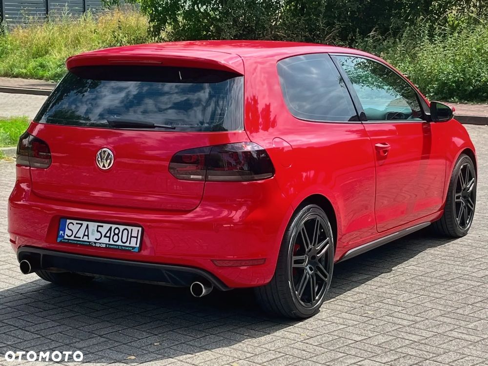 Volkswagen Golf 2.0 GTI - 11