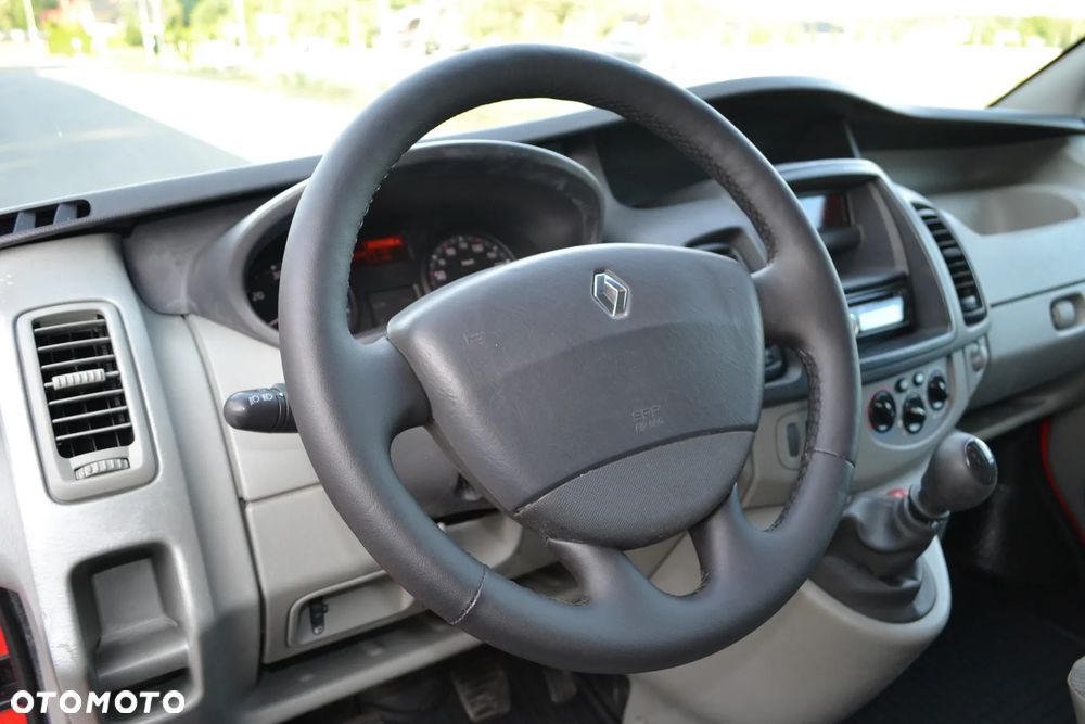 Opel Vivaro - 13