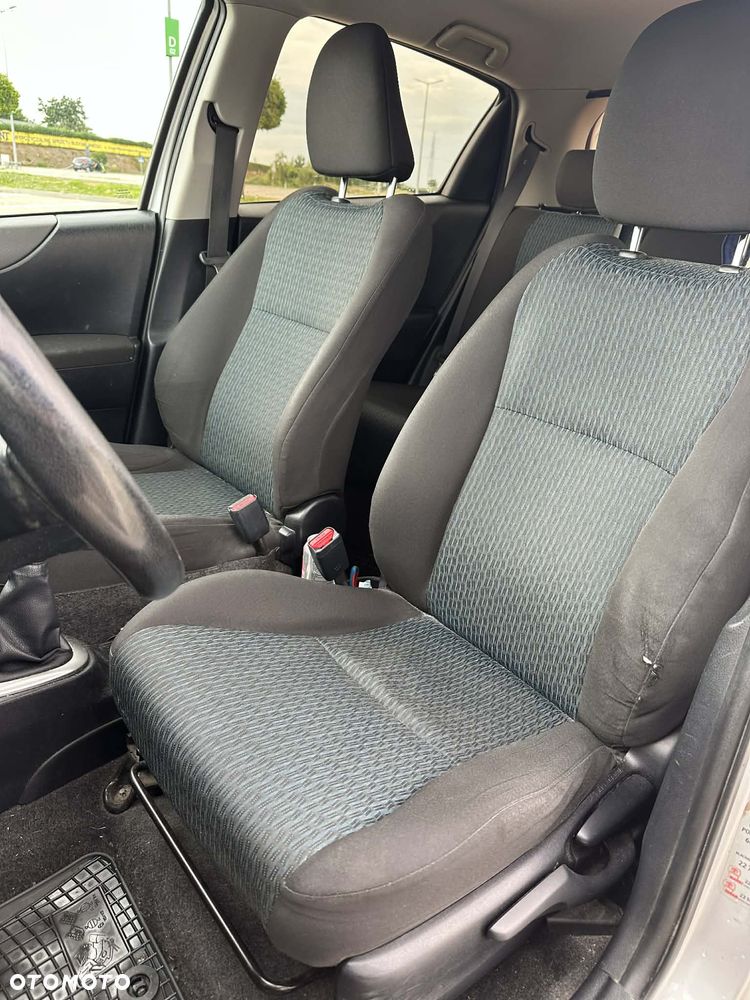 Toyota Yaris 1.4 D-4D Sol - 7