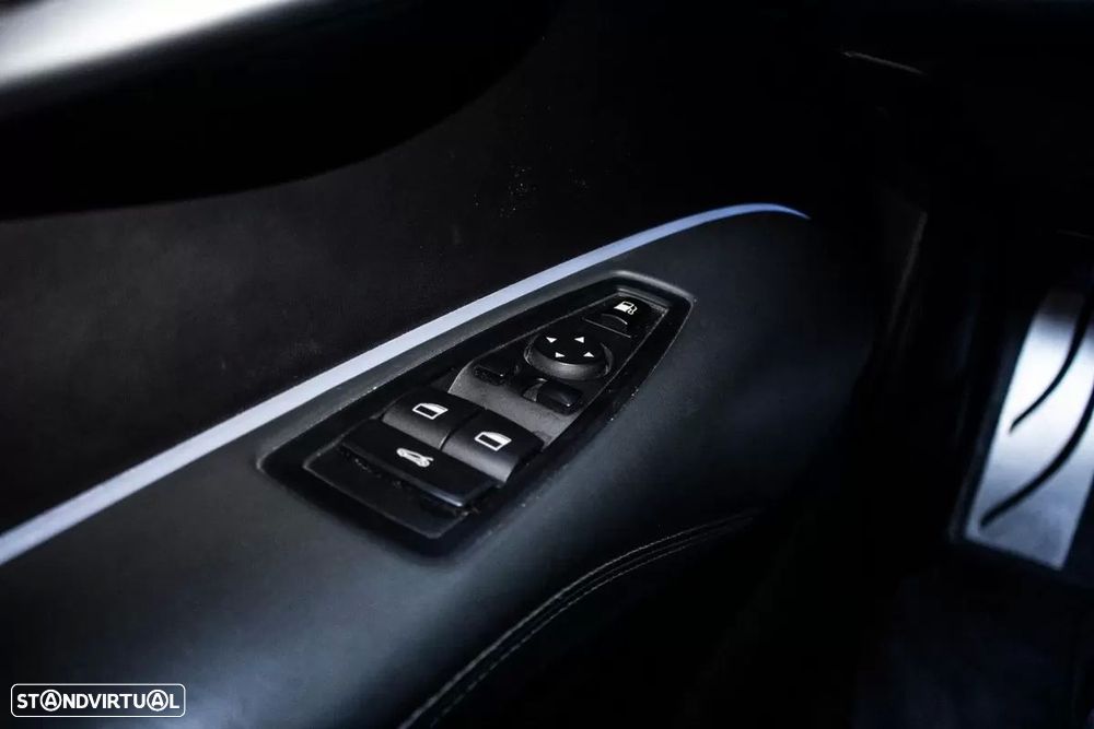 BMW i8 Standard - 21