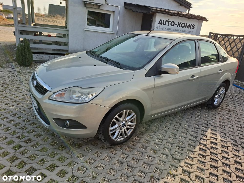 Ford Focus 1.6 Trend - 14