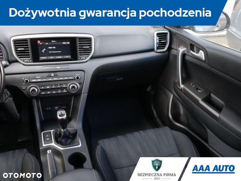 Kia Sportage - 10