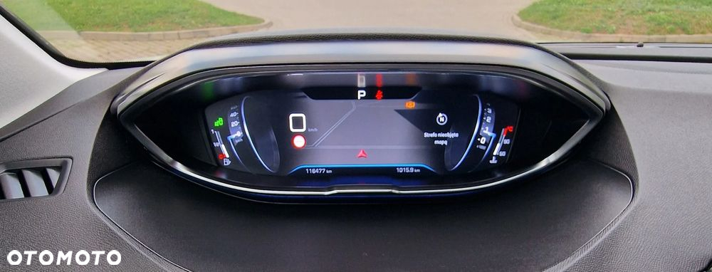 Peugeot 5008 1.6 PureTech Allure S&S EAT8 - 26