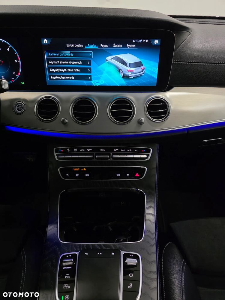 Mercedes-Benz Klasa E 220 d 4-Matic AMG - 10