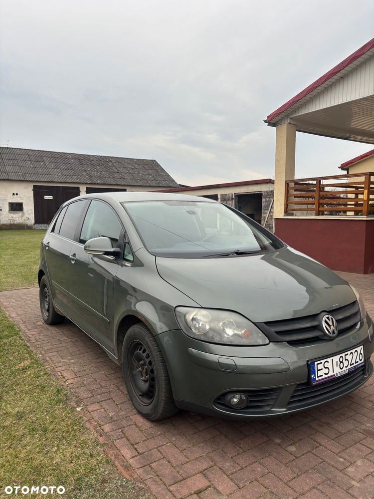 Volkswagen Golf Plus 1.6 FSI Trendline - 4