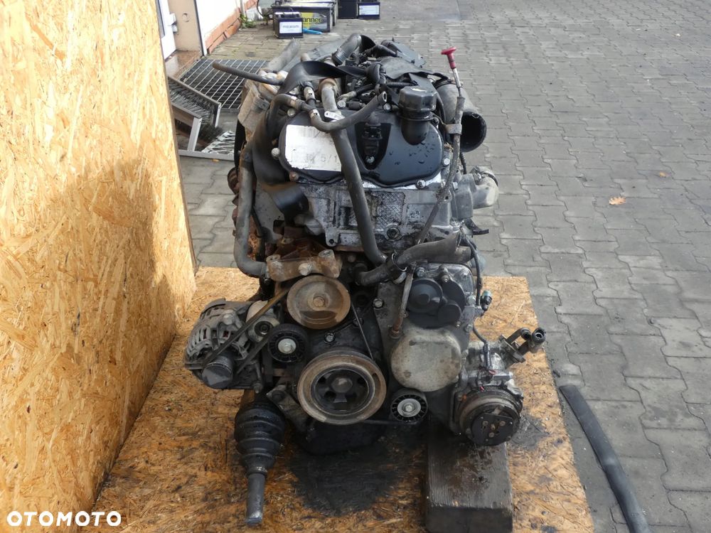 F1CE0481D Silnik słupek 3.0 MULTIJET FIAT DUCATO III 2006-11 - 3