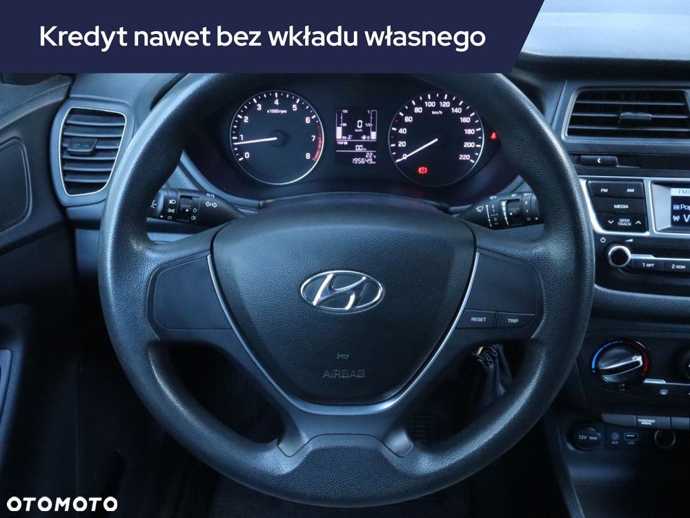 Hyundai i20 - 19