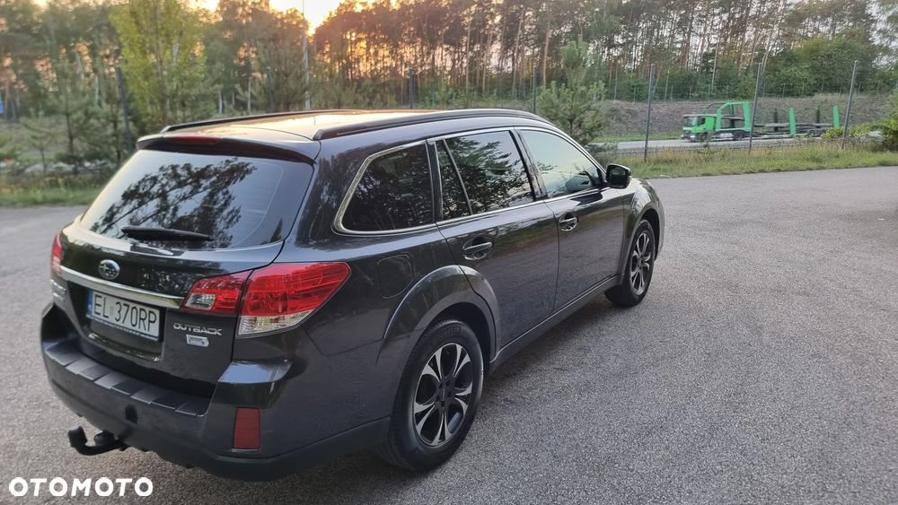 Subaru Outback 2.0 D Comfort AT - 10