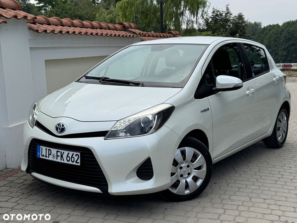 Toyota Yaris - 4