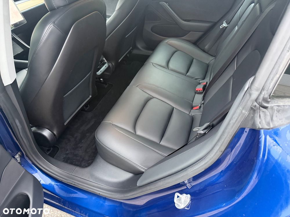 Tesla Model 3 - 17