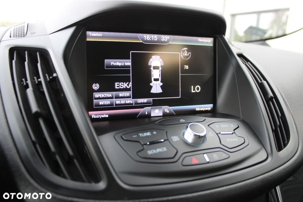 Ford Kuga - 37