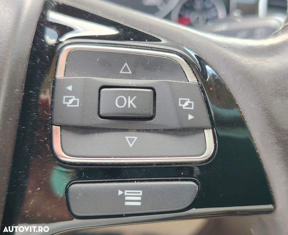 Volkswagen Touareg 3.0 V6 TDI BMT - 22