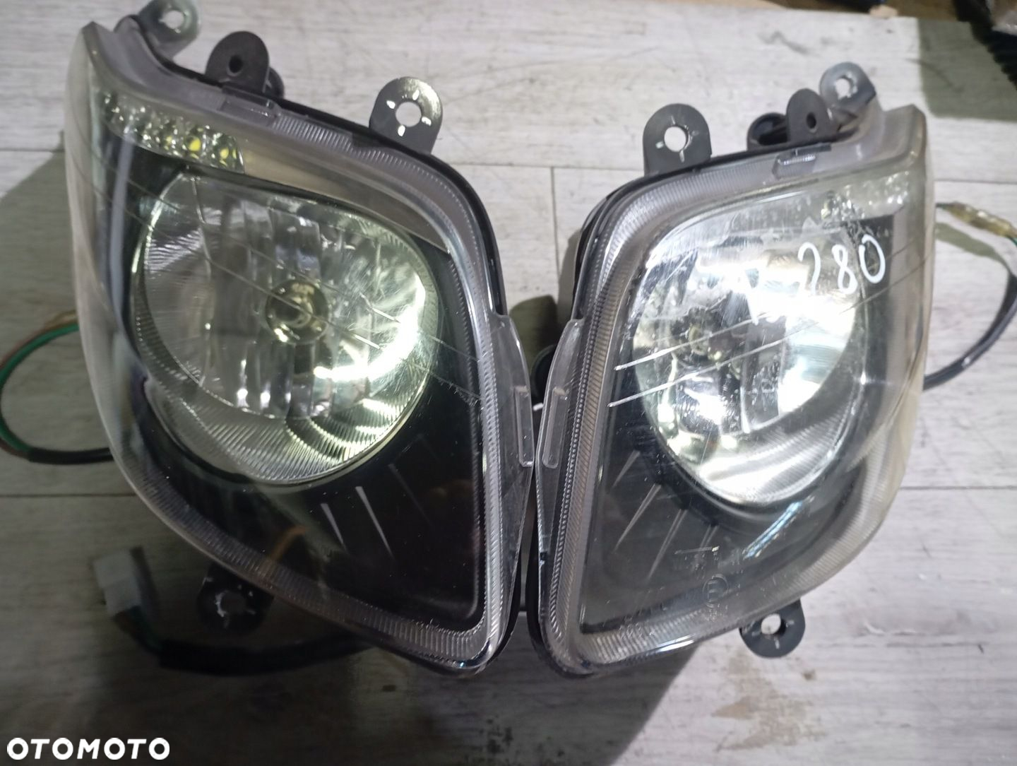 SYM JOYMAX 300 i EVO Lampa przód lewaprawa reflektor - 2
