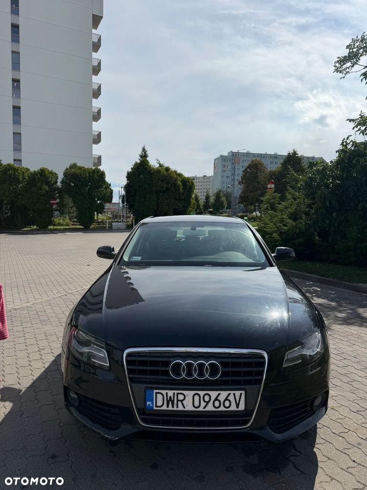 Audi A4 Avant - 4