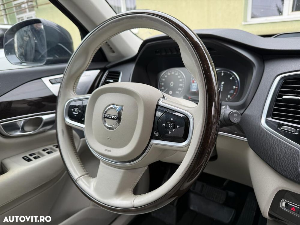 Volvo XC 90 D5 AWD Inscription - 27