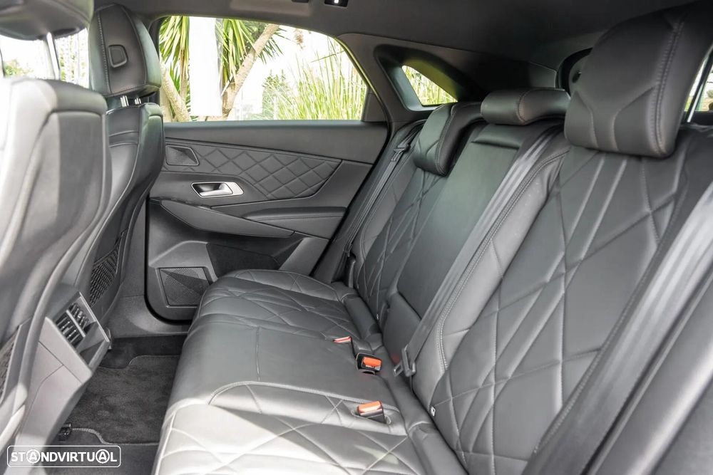 DS DS7 Crossback - 26