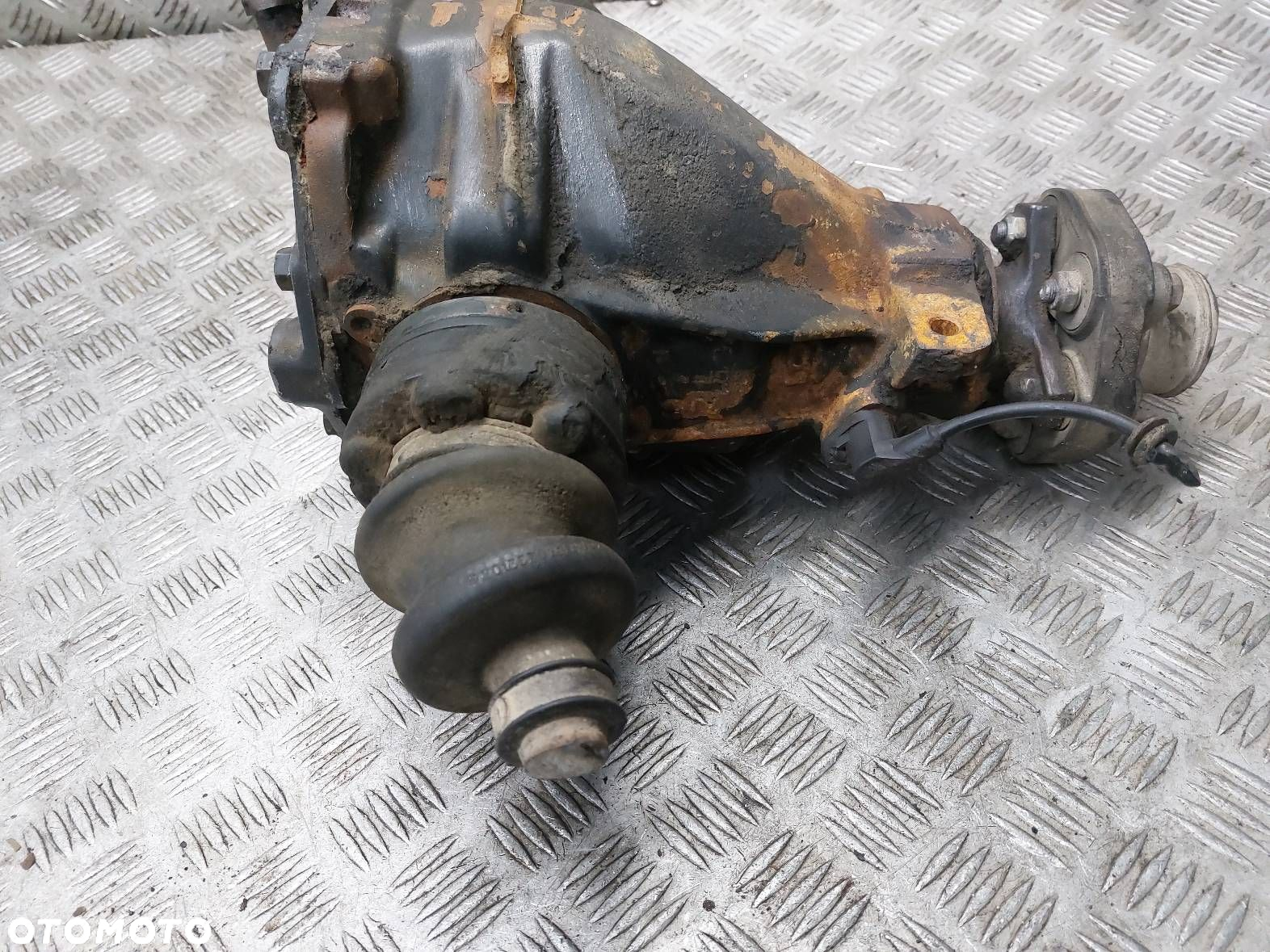 DYFERENCJAŁ DYFER MOST MERCEDES W208 C208 CLK I 2.0 K 3.46 - 4