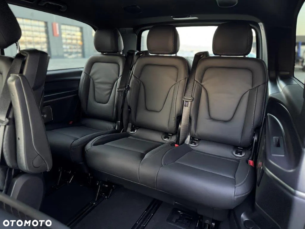 Mercedes-Benz Klasa V 300 d 4-Matic Avantgarde 9G-Tronic (d³ugi) - 17