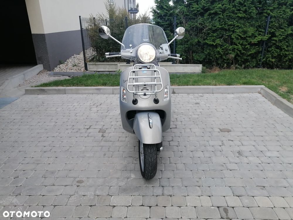 Vespa GTS - 7
