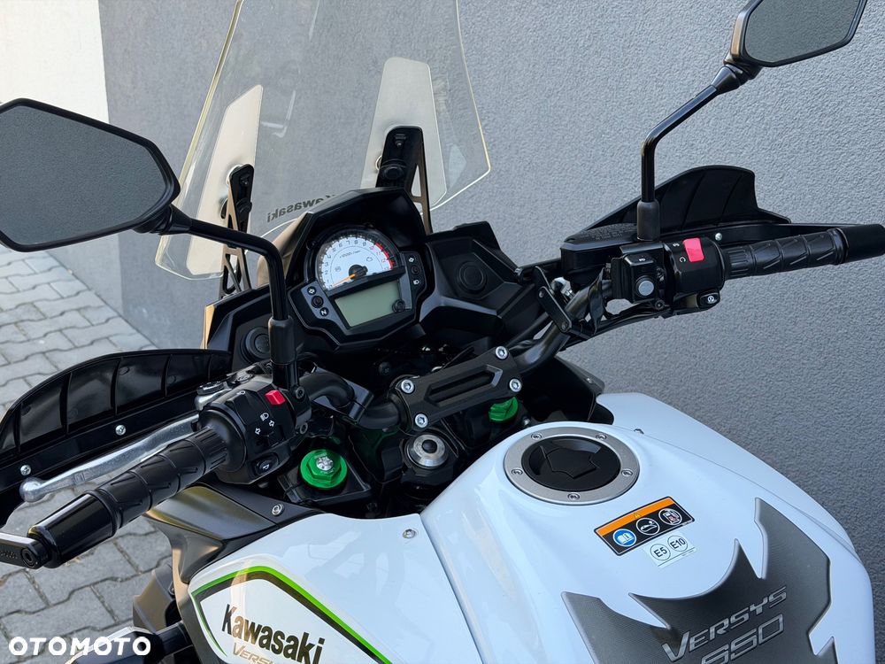 Kawasaki Versys 650 - 22