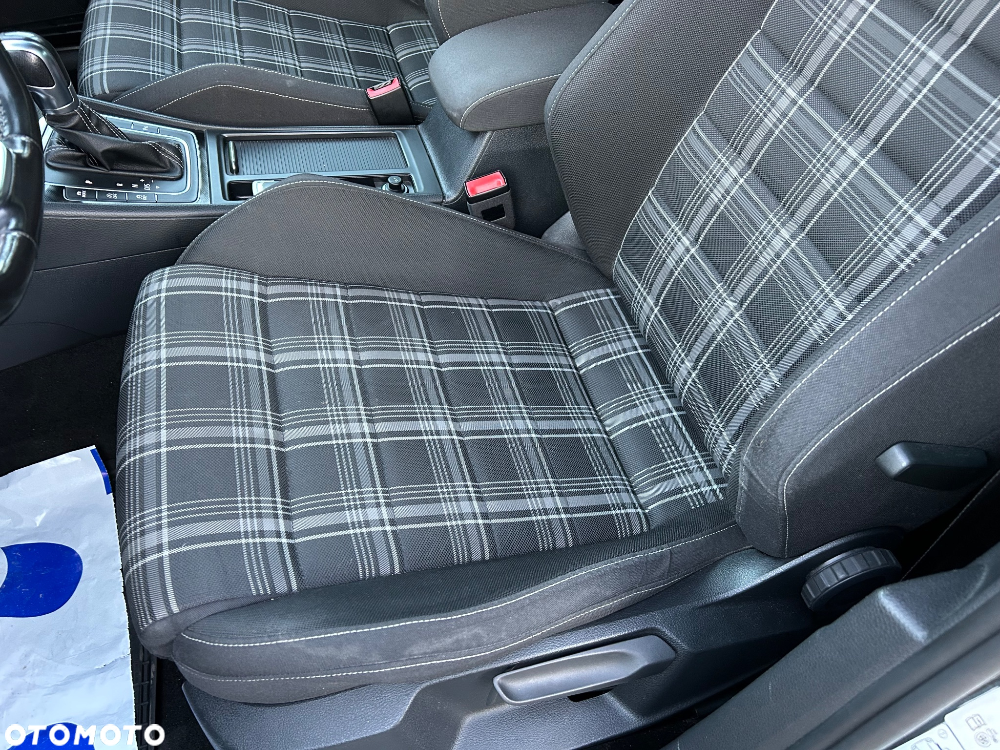 Volkswagen Golf GTD (BlueMotion Technology) DSG - 14