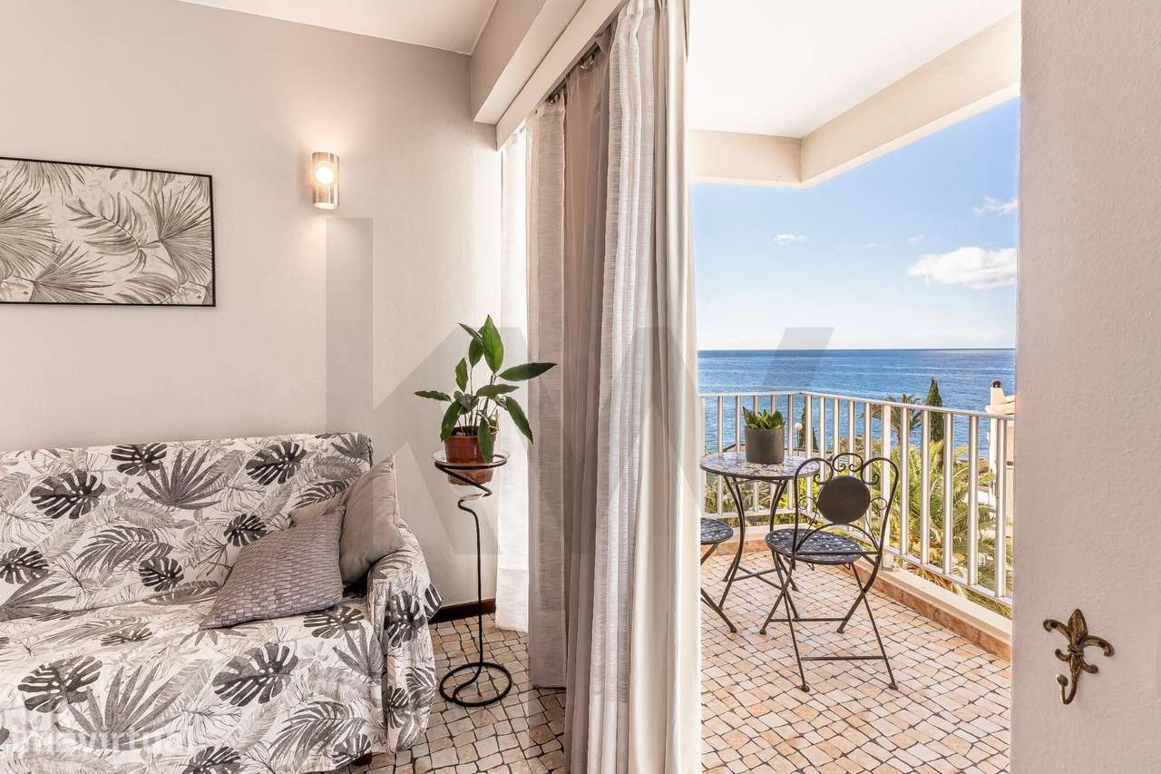 Apartamento T1 com vista mar | São Martinho, Funchal - Grande imagem: 2/24