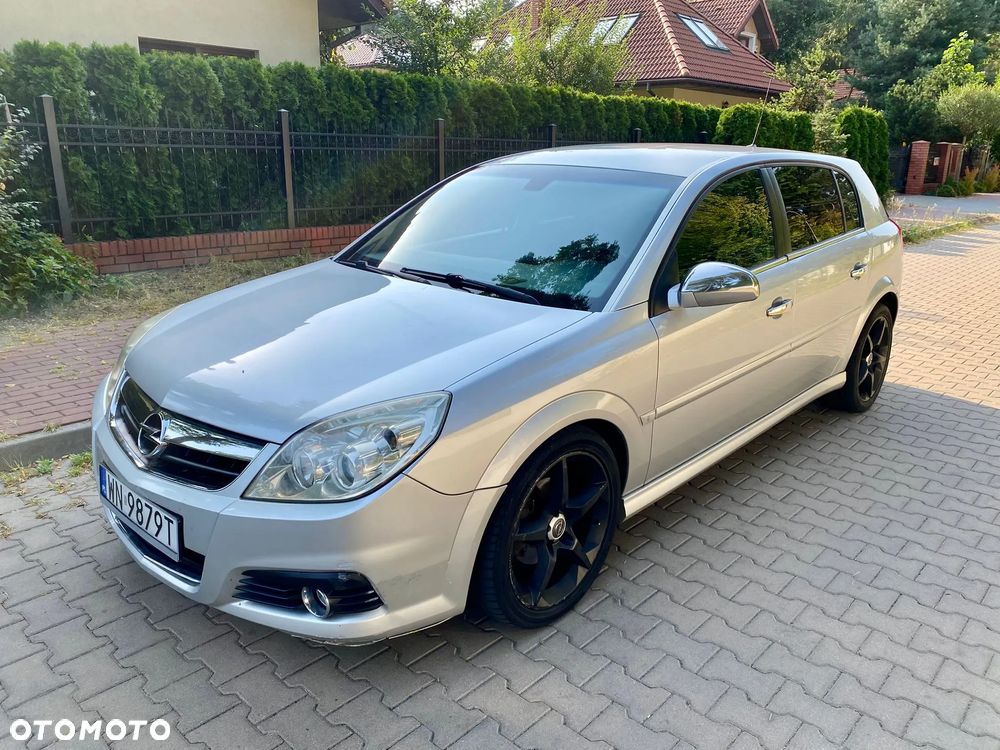 Opel Signum 2.2 Sport - 1