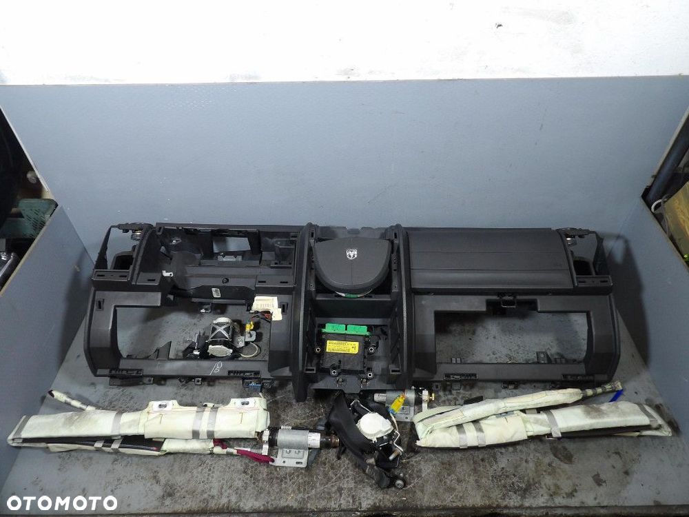 DODGE NITRO KONSOLA DESKA AIRBAG KOKPIT - 1